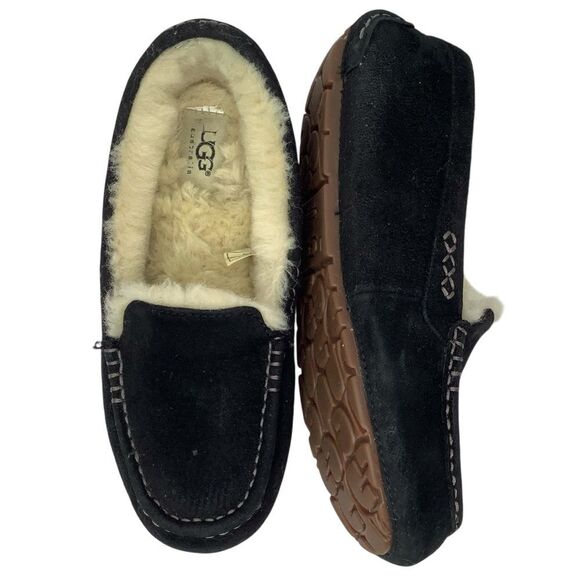 UGG Ansley Moccasin Slip On Black Leather Suede Wool Lining Women’s Loafers Sz 8 - Picture 1 of 10